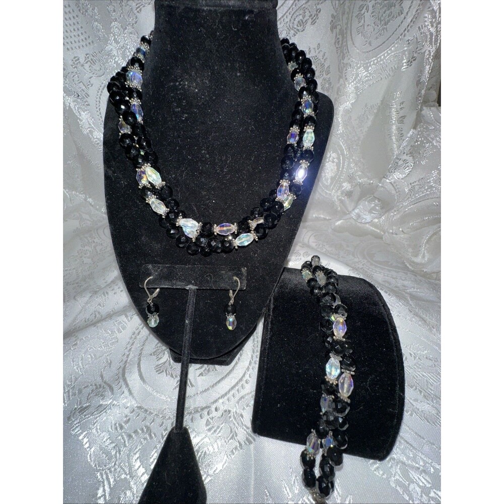 Beaded Crystal With Black Stone Set